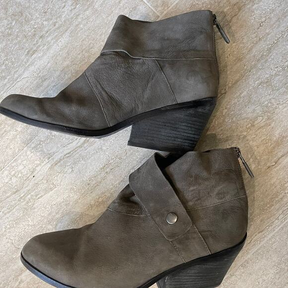Eileen Fisher Tag leather booties sz 8-1/2 - Picture 1 of 16